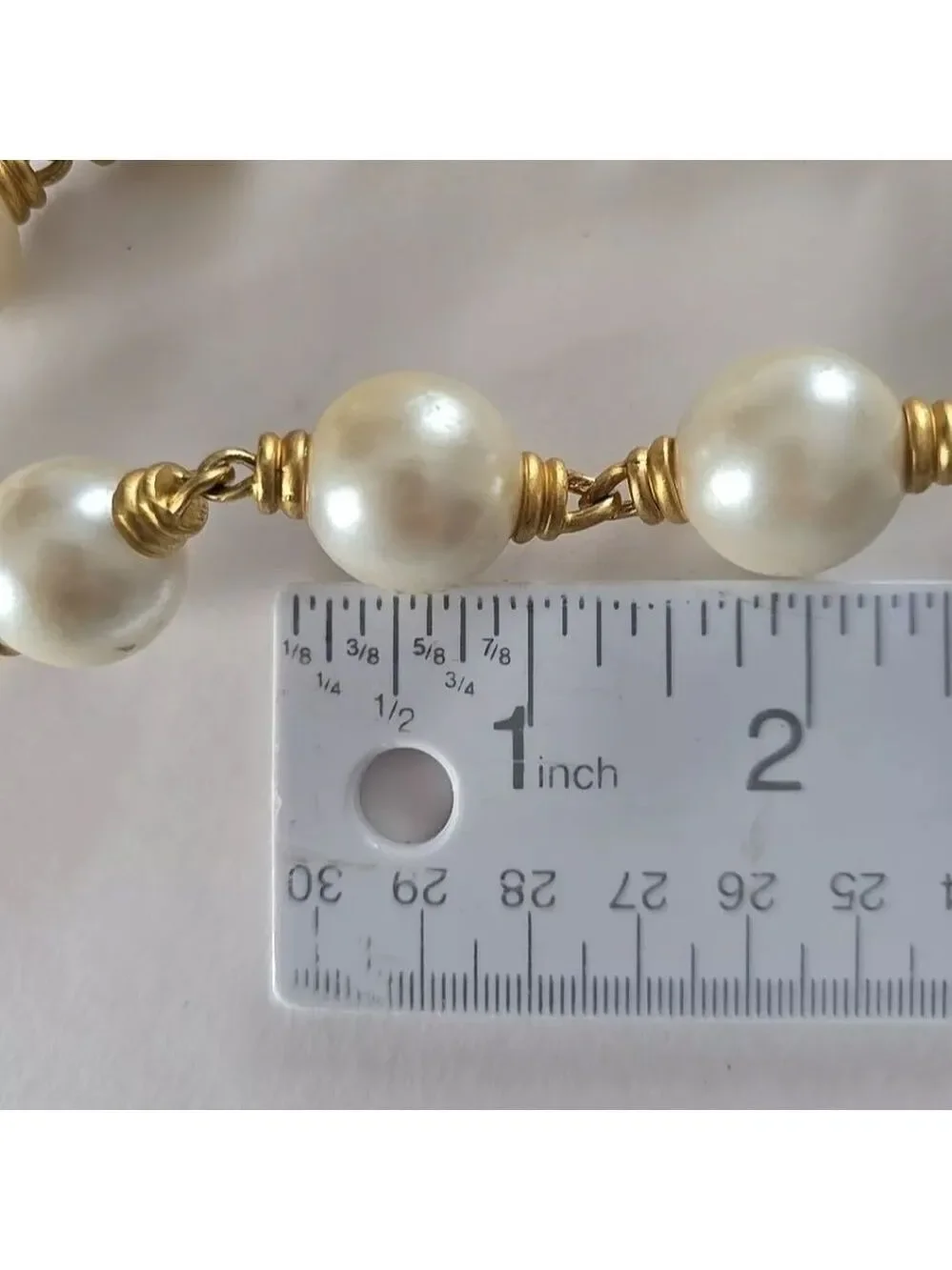 Anne Klein Large Faux Pearl Gold Tone Necklace 17.5” EUC